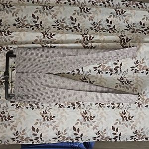 Adrianna Papell Black and White Fit Pants